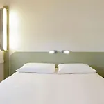 Ibis Budget Cadarache 2*