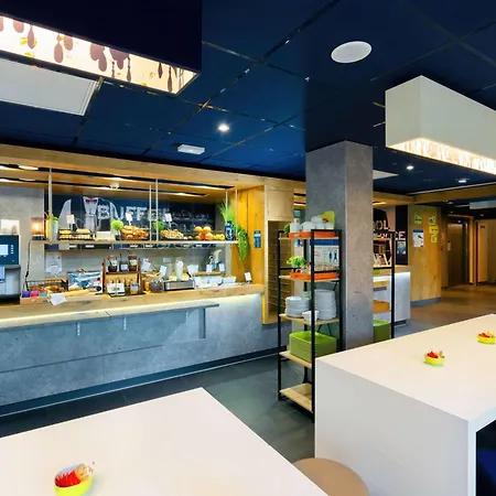 Отель Ibis Budget Cadarache 2*