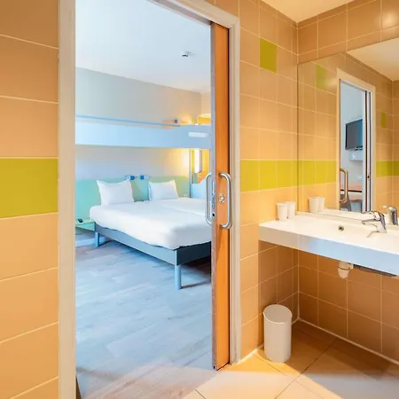 Ibis Budget Cadarache Отель