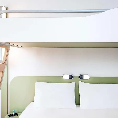 فندق Ibis Budget Cadarache مانوسك
