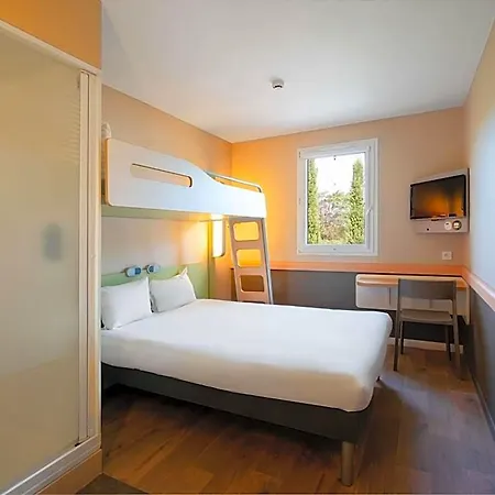 Ibis Budget Cadarache 2* Μανόσκ