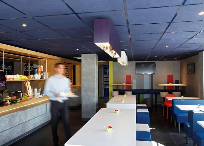 Ibis Budget Cadarache Маноск