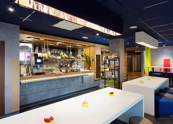 Ibis Budget Cadarache Маноск