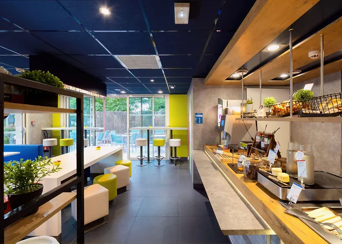 Ibis Budget Cadarache 2*