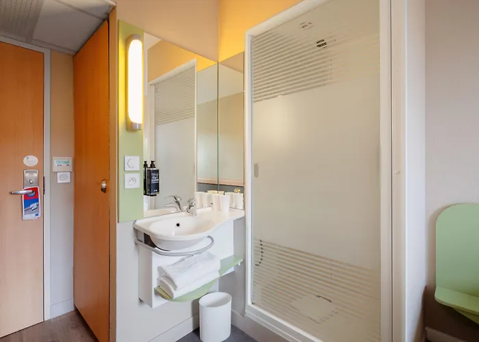 Отель Ibis Budget Cadarache