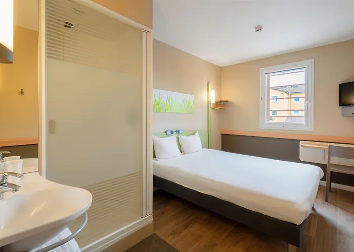 Ibis Budget Cadarache 2* Маноск