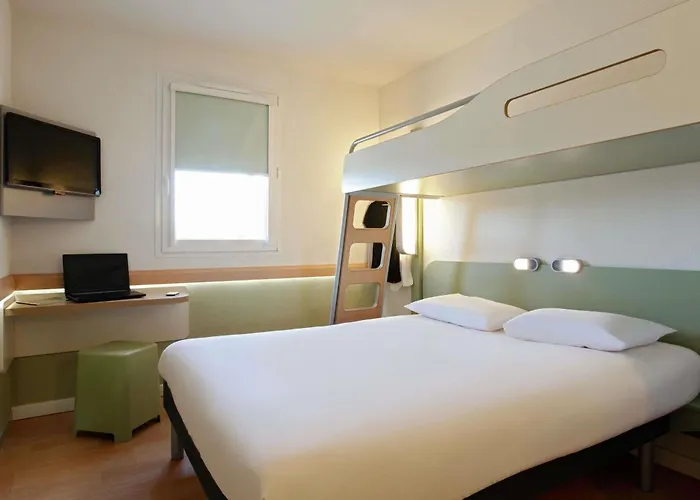 Ibis Budget Cadarache 2*