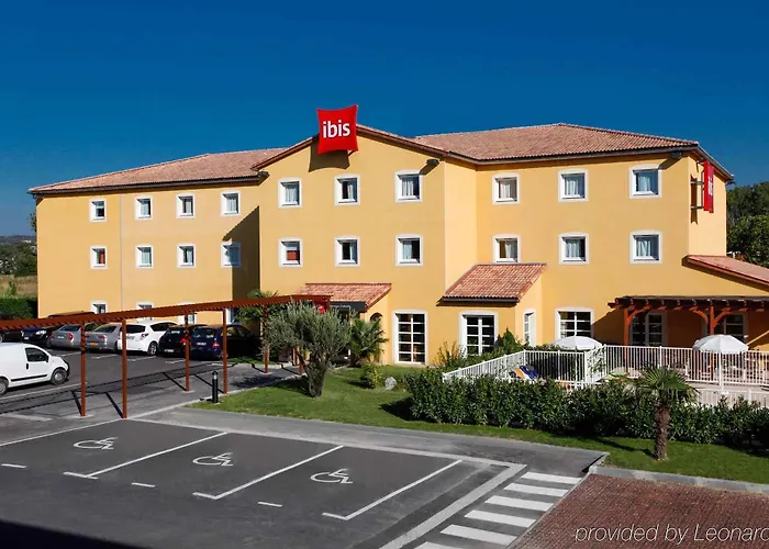 Ibis Budget Cadarache 2* Маноск