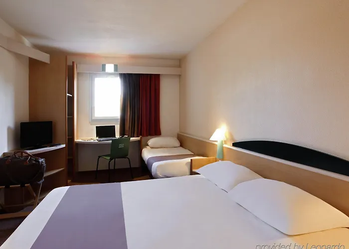 Ibis Budget Cadarache 酒店 2*